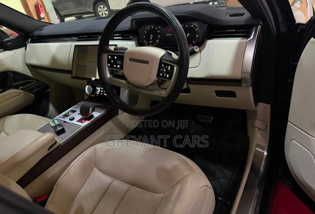 Land Rover Range Rover Vogue 2022 Green