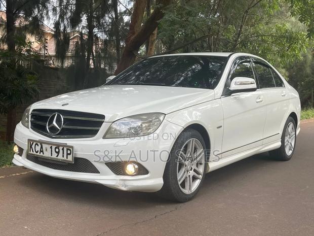 Mercedes-Benz C200 2008 White