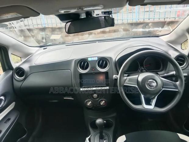 Nissan Note 2017 Silver