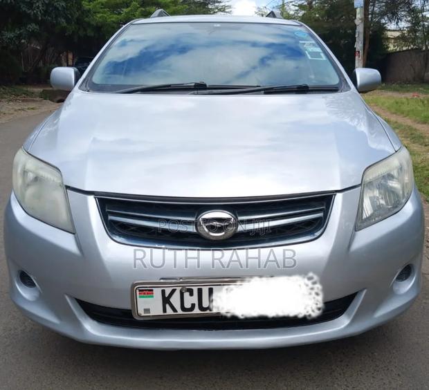 Toyota Corolla Fielder 2012 Silver