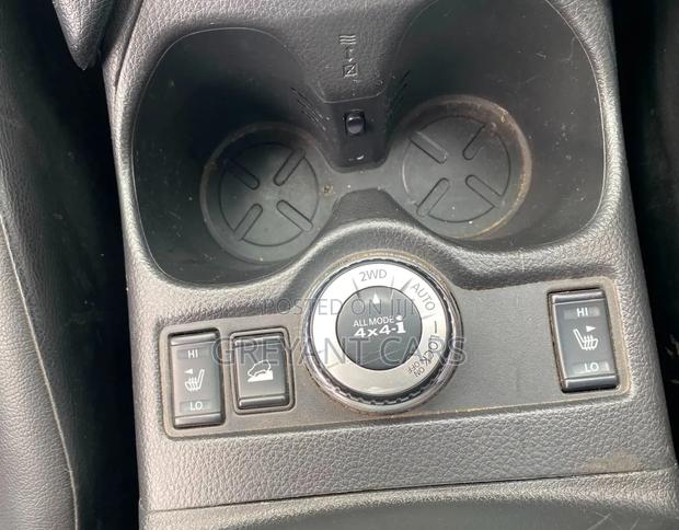 Nissan X-Trail 2016 Silver