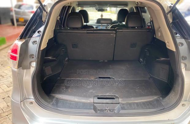 Nissan X-Trail 2016 Silver