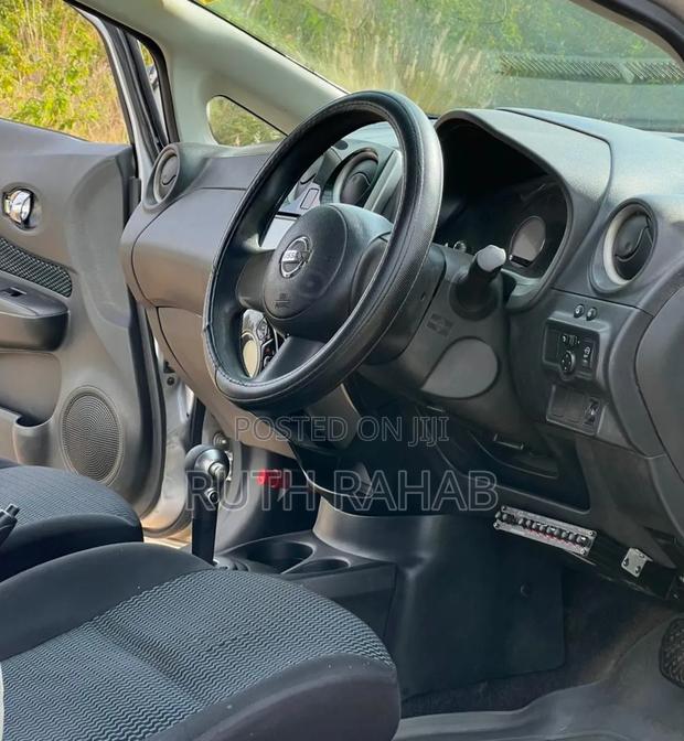 Nissan Note 2013 Silver