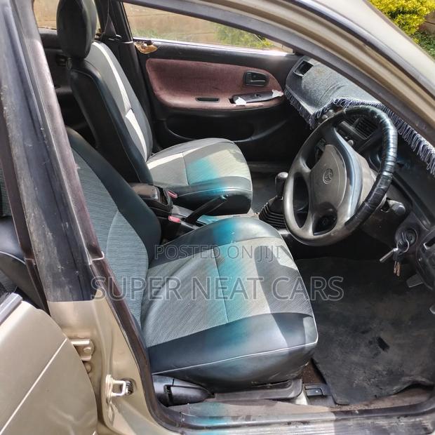 Toyota Corolla 1993 Gold