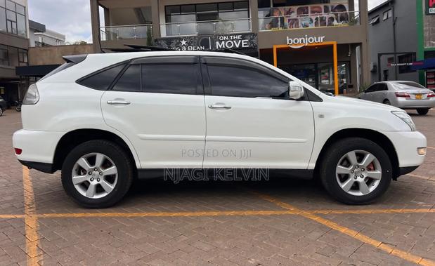Toyota Harrier 2007 White