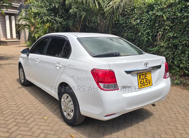 Toyota Axio 2014 White