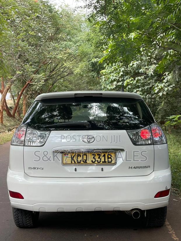 Toyota Harrier 2011 White