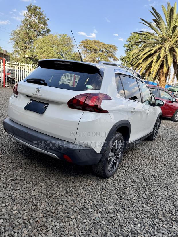 Peugeot 2008 1.2 PureTech (155 Hp) 2019 White