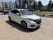 Honda Vezel 2019 White for sale