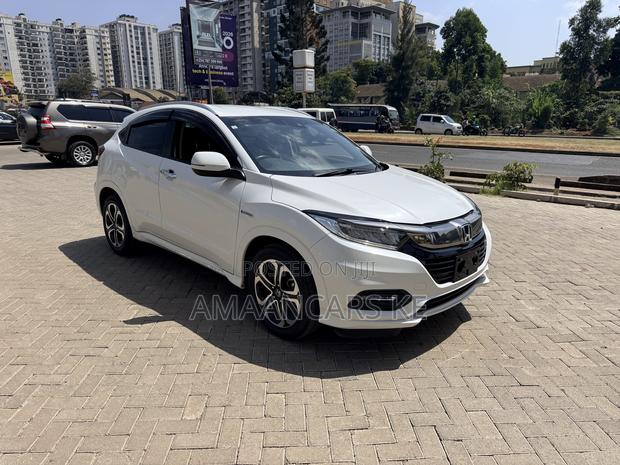Honda Vezel 2019 White