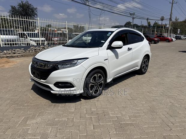 Honda Vezel 2019 White