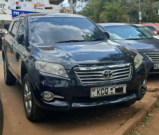 Toyota Vanguard 2011 Black