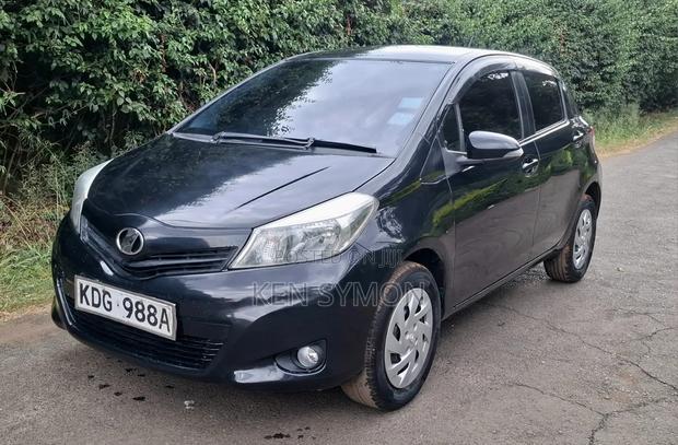 Toyota Vitz 2014 Black