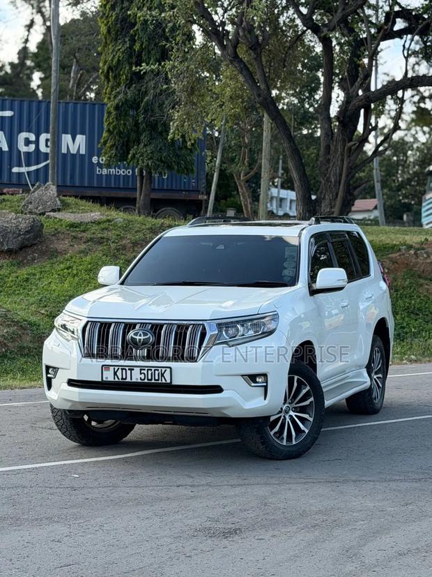 Toyota Land Cruiser Prado 4.0 Petrol TX-L 2018 White