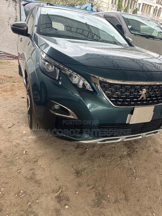 Peugeot 5008 2018 Blue