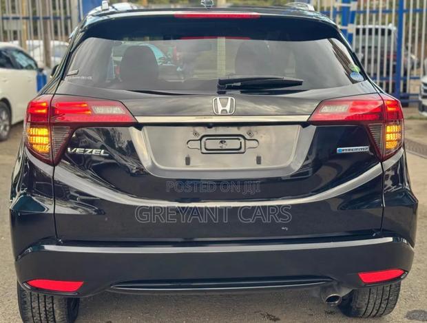 Honda Vezel 1.5 Hybrid 2WD 2019 Black