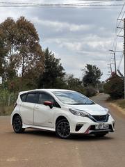 Nissan Note 1.2 Hybrid NISMO 2018 White for sale
