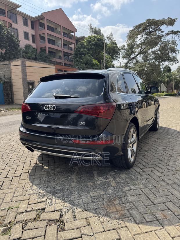 Audi Q5 2010 Black