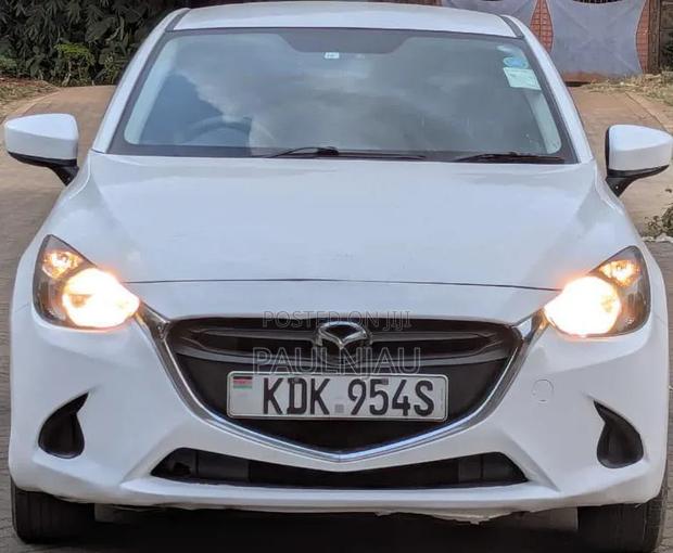 Mazda Demio 2015
