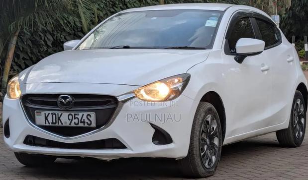 Mazda Demio 2015