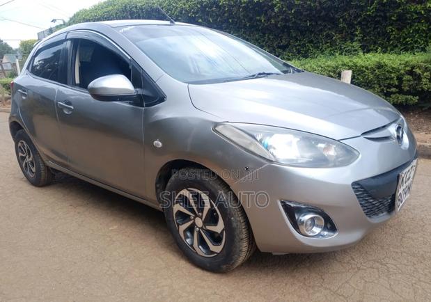 Mazda Demio 2013 Silver