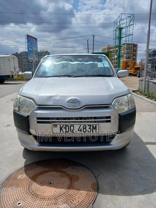 Toyota Succeed 2017 Silver