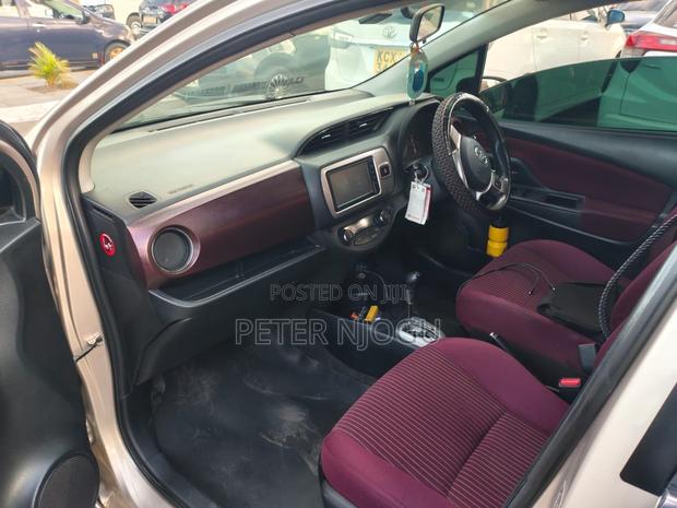 Toyota Vitz 2015 Gray