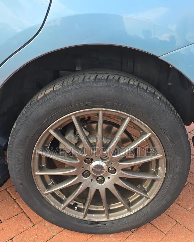 Toyota Wish 2011 Blue