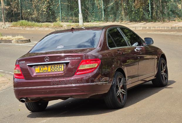 Mercedes-Benz C200 2010 Burgundy