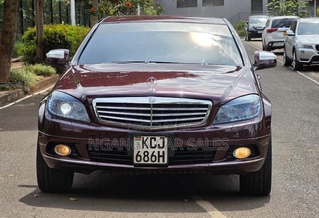 Mercedes-Benz C200 2010 Burgundy
