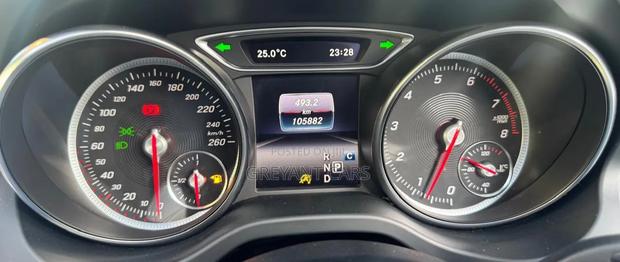 Mercedes-Benz GLA-Class 2019 White