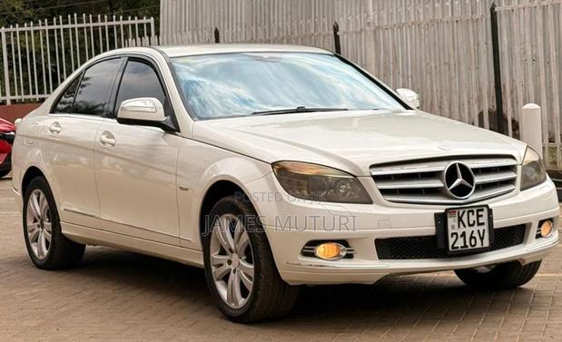Mercedes-Benz C200 2008 Pearl