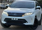Toyota Harrier 2019 White for sale