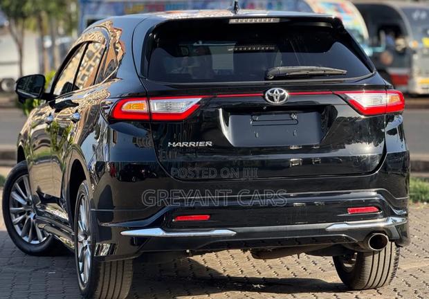 Toyota Harrier 2018 Black