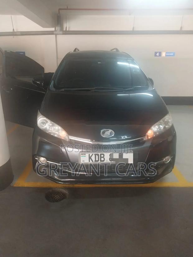 Toyota Wish 2013 Black