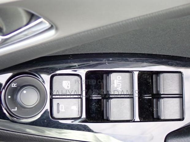 Mazda Axela 2019 Silver