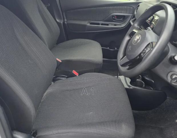 Toyota Vitz 2019 Off white
