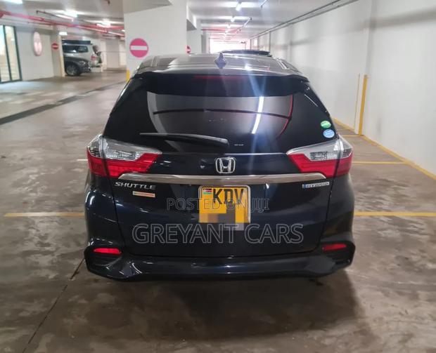 Honda Fit Shuttle 2018 Blue