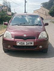 Toyota Vitz 2001 Maroon for sale