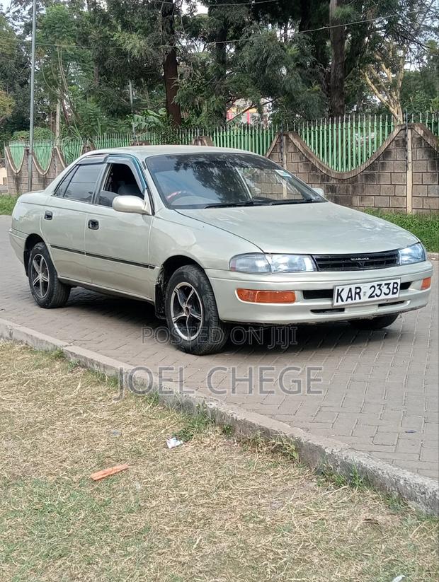 Toyota Carina 1999 Beige