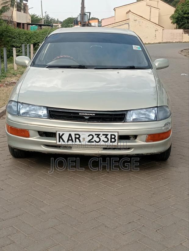 Toyota Carina 1999 Beige