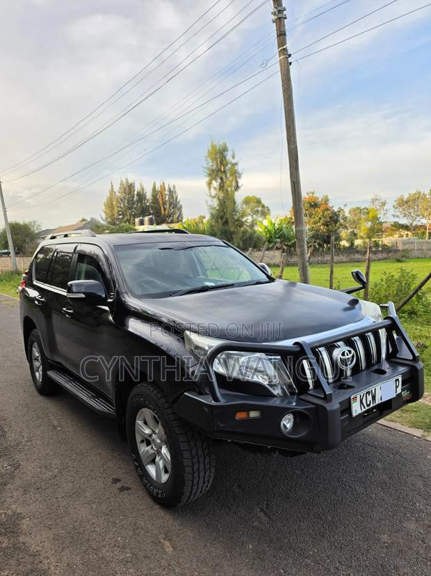 Toyota Land Cruiser 2014 Black