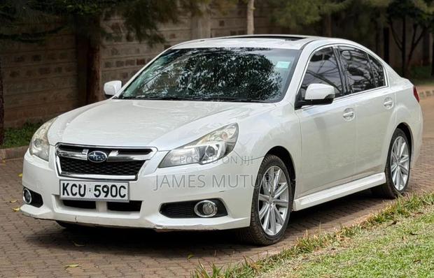 Subaru Legacy 2012 Pearl
