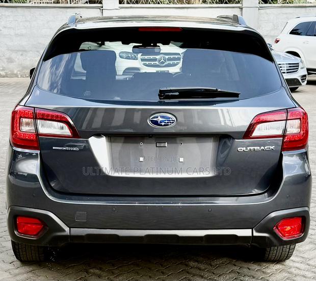Subaru Outback 2.5i Premium AWD 2019 Gray