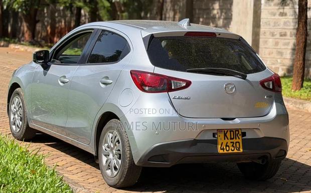 Mazda Demio 2018 Gray