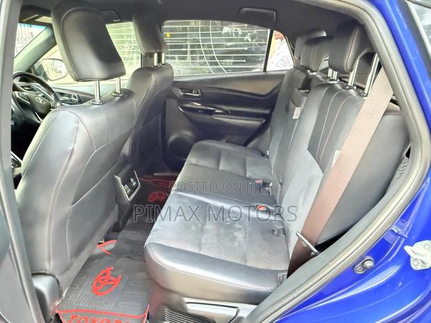 Toyota Harrier 2017 Blue