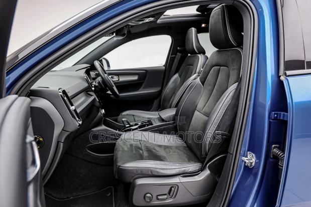 Volvo XC40 2020 Blue