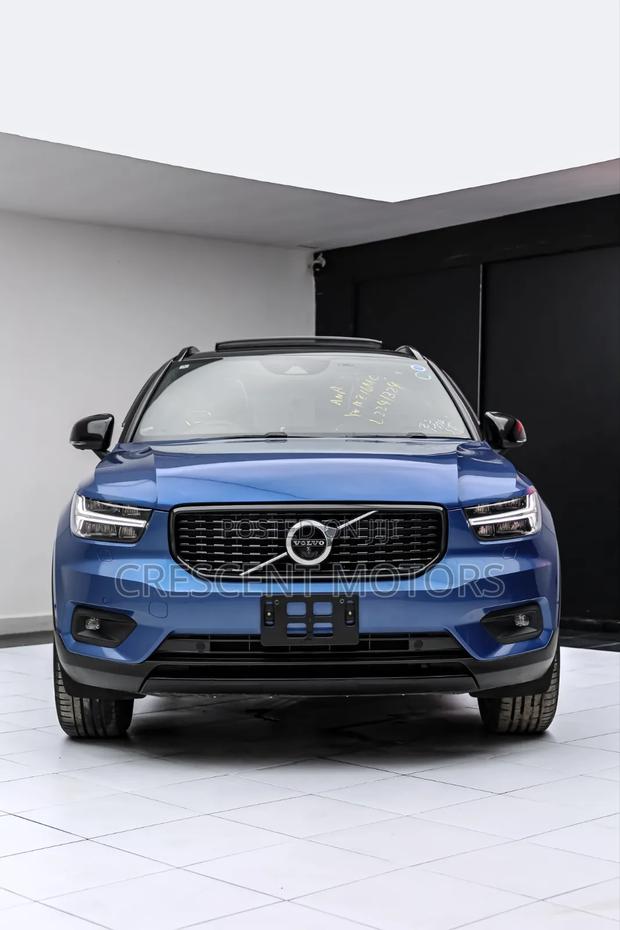 Volvo XC40 2020 Blue