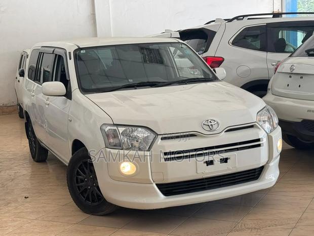 Toyota Succeed 2020 White