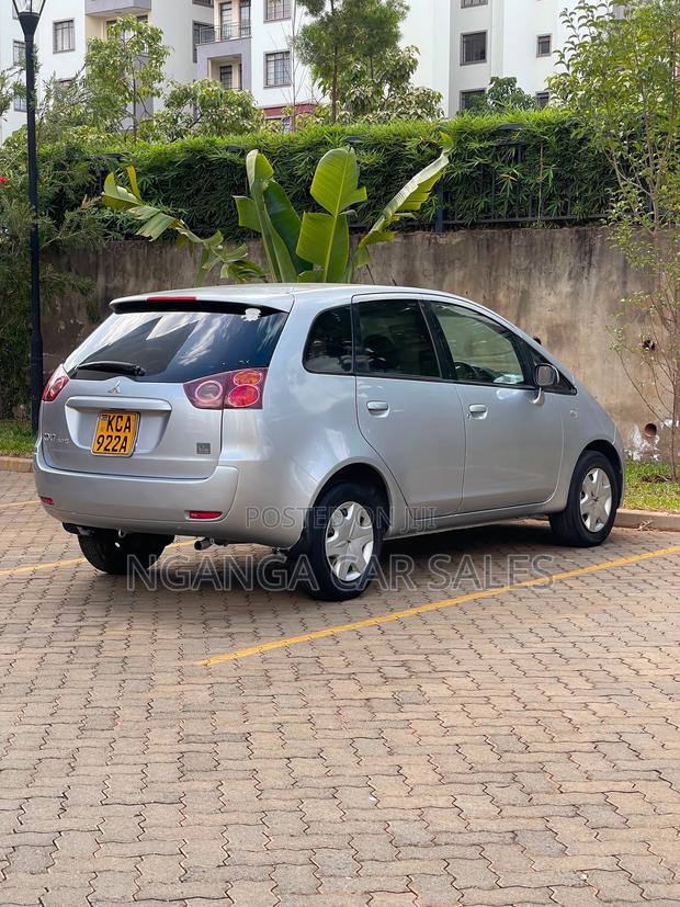 Mitsubishi Colt Plus 1.5 FWD 2007 Silver